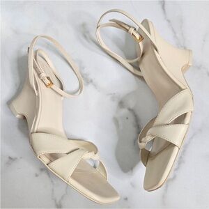 Reformation Margo Wedge Sandals Cream Almond Leather SZ 8